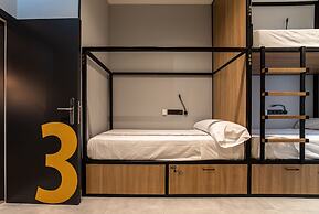 Petit Hostel La Latina - Adults Only