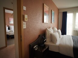 PRIMADOM Aparthotel
