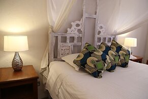Wildebeest Eco Camp