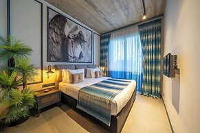 Sandora Boutique Hotel