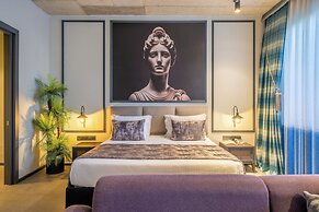 Sandora Boutique Hotel