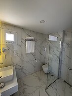 Amphora Hotel