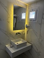 Amphora Hotel