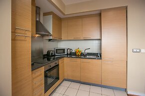 Grand Canal Square Apartments