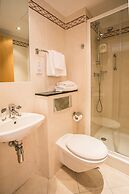 Grand Canal Square Apartments