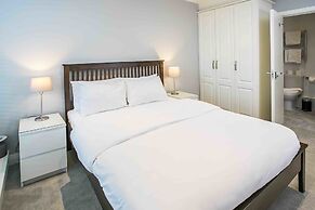 Grand Canal Square Apartments