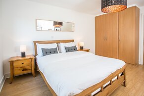 Grand Canal Square Apartments