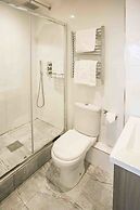 Grand Canal Square Apartments