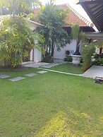 Andrea Villas & Suites