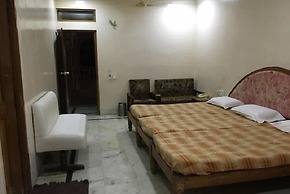 Iroomz Shanbhag Towers International