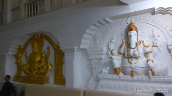 Iroomz Shanbhag Towers International