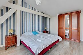 Grand Apartments - Love Loft