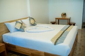 Coconut  Grove Hotel Samui - Hostel