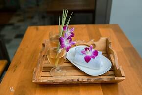 Coconut  Grove Hotel Samui - Hostel