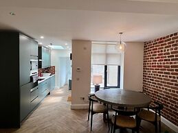 IFSC Townhouse Apartments