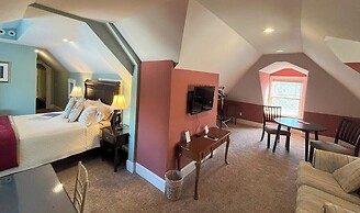 Saltair Inn Waterfront B&B