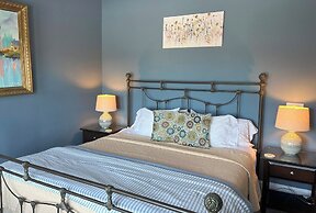 Saltair Inn Waterfront B&B