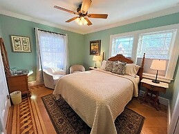 Saltair Inn Waterfront B&B