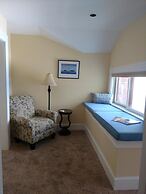 Saltair Inn Waterfront B&B