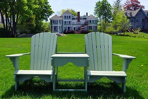 Saltair Inn Waterfront B&B