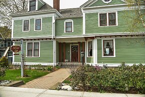 Saltair Inn Waterfront B&B