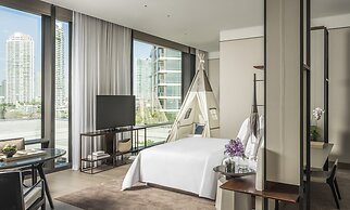Four Seasons Hotel Bangkok at Chao Phraya River
