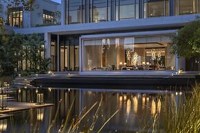 Four Seasons Hotel Bangkok at Chao Phraya River