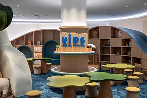 Four Seasons Hotel Bangkok at Chao Phraya River