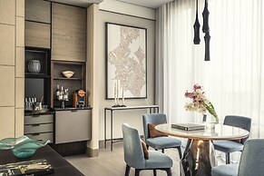 Four Seasons Hotel Bangkok at Chao Phraya River