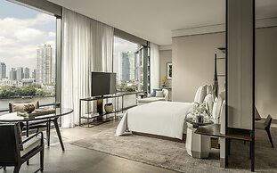 Four Seasons Hotel Bangkok at Chao Phraya River