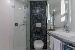 Ibis Wuhan Hubu Alley Hotel