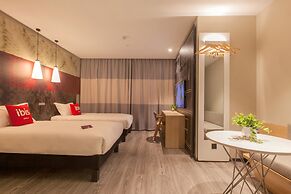 Ibis Wuhan Hubu Alley Hotel