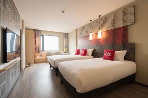 Ibis Xian Xingqing Palace Park Hotel