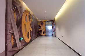 Ibis Guanyun Kowloon Port Water Street Hotel