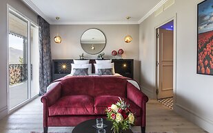 Hôtel L’Incomparable by Les Etincelles