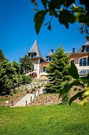 Hôtel L’Incomparable by Les Etincelles
