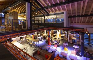 Hotel Base Camp Lodge - Bourg Saint Maurice