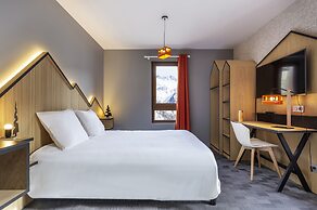 Hotel Base Camp Lodge - Bourg Saint Maurice