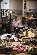 Hotel Base Camp Lodge - Bourg Saint Maurice