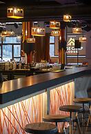 Hotel Base Camp Lodge - Bourg Saint Maurice