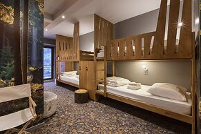 Hotel Base Camp Lodge - Bourg Saint Maurice