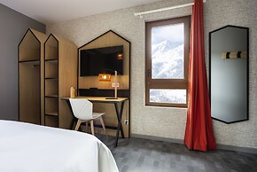 Hotel Base Camp Lodge - Bourg Saint Maurice