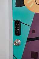 Murals Hostel & Cafe Mactan