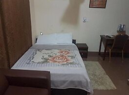 Ask Ameh Hotel