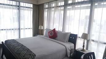 Peaceful Service Suite At Times Square