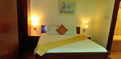 Peaceful Service Suite At Times Square