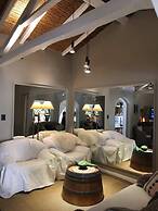 Hermosa Casa de Adobe