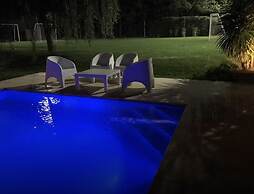 Hermosa Casa de Adobe