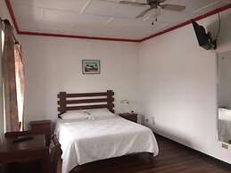 Ara Macao Inn