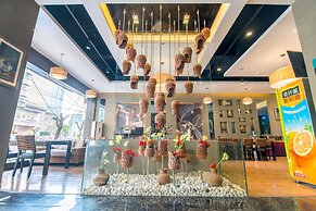 Badi Hotel Int'l Exhibition Center